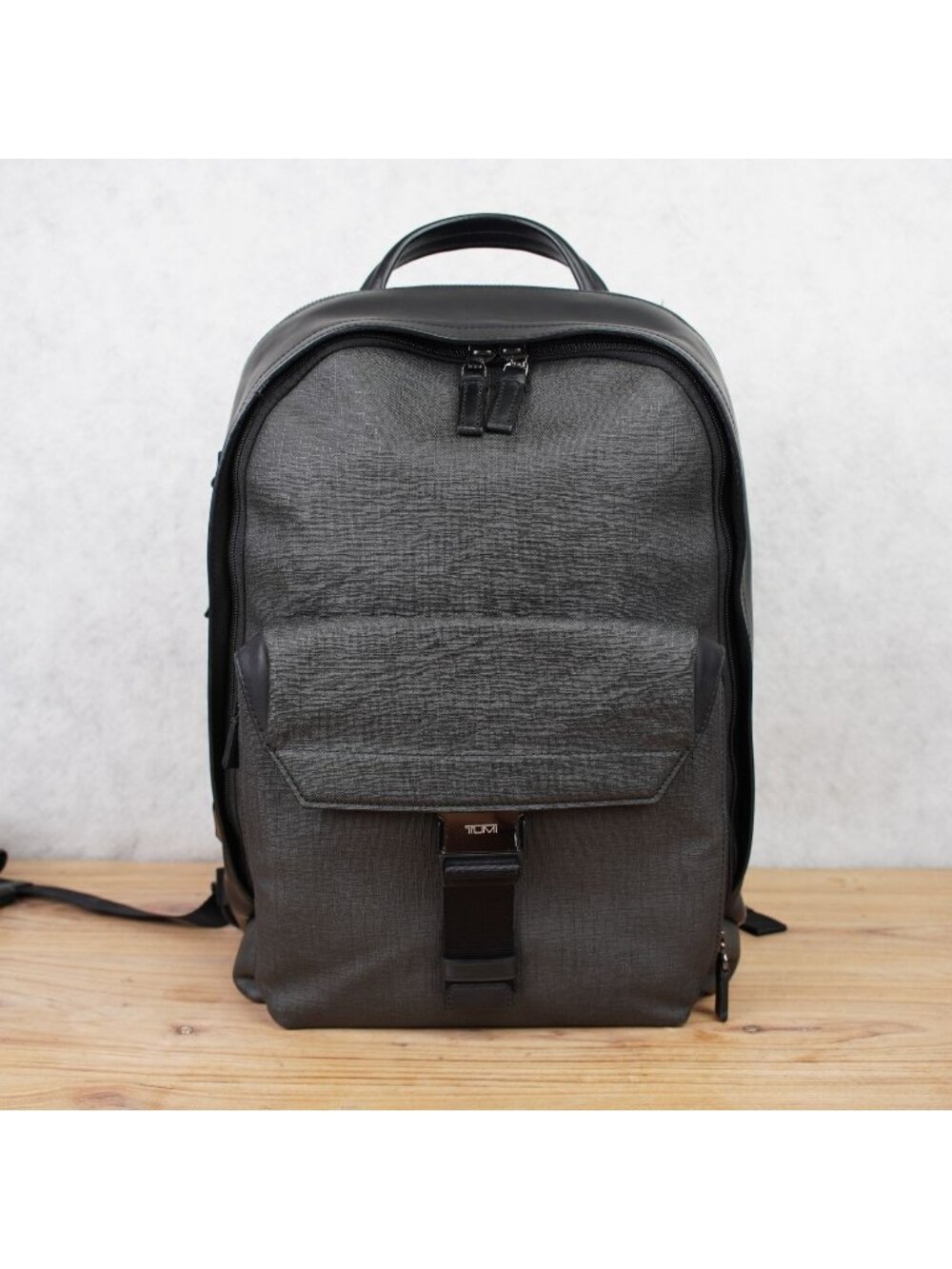 Tumi Ashton Morrison Coated Canvas Backpack Leather Trim Gray & Blue 333256Gry